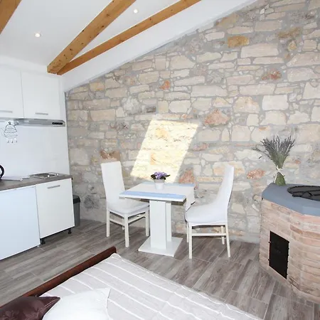 Apartments Santin Rovinj Exterior photo